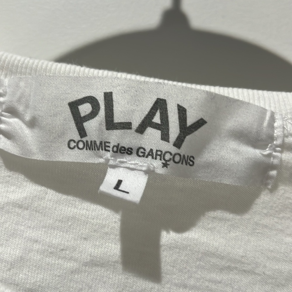 Cdg Tshirt - image 3
